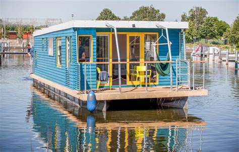 Auf lokalwissen im branchenbuch havelsee finden sie 2 einträge mit adressen, telefonnummern, öffnungszeiten und bewertungen. Hausboot - Havelsee, Deutschland - DBB012 | Novasol