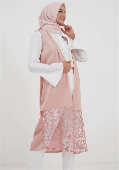 Berikut ini contoh baju long dress dari kain katun jepang dan sejenisnya, silahkan scroll kebawah untuk memilih model yang lain,klik/tap pada gambar untuk contoh baju long dress kain jumput / 25+ foto dress kebaya modern: Model Jilbab Untuk Baju Outer / Jual Best Model Long ...