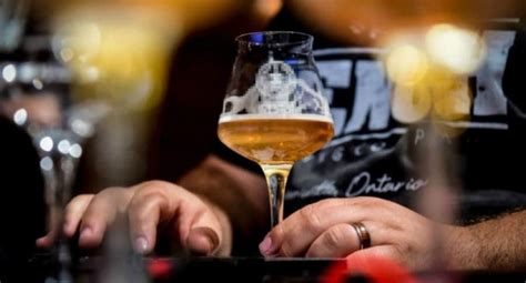La venta de bebidas alcohólicas se restringirá a partir de las 00:00 horas del día precedente (31 de julio de 2021) al de la consulta popular y hasta las 23:59 del 1 de agosto en que. Reacciones por ley seca en consulta liberal