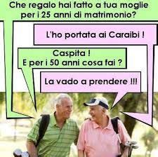 Sposi e matrimonio, vignette sul matrimonio e sugli sposi, vignette umoristiche e divertenti, meme o post da pubblicare su facebook, con frasi sagge o buffe, sposini e sposi anziani. il saggio dice | SCRITTE E CARTELLI DIVERTENTI | Pinterest