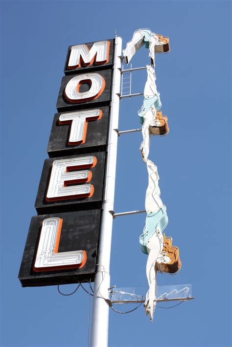 Maybe you would like to learn more about one of these? Starlite Motel, Main Street, Mesa Arizona, March 14 2009 ...