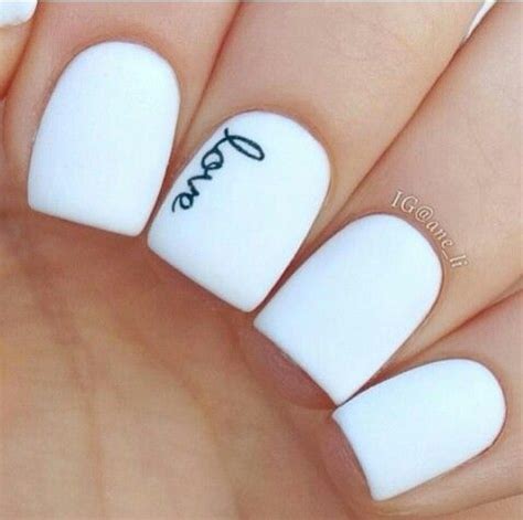 Diseños de uñas blancas para cualquier ocasión. Pin de Seddy Alejandra en Uñas | Diseños de uñas blancas ...