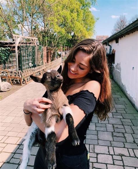 Dabei wird enorm viel energie frei. Kai Havertz Freundin Sophia Weber Instagram / Kai Havertz ...