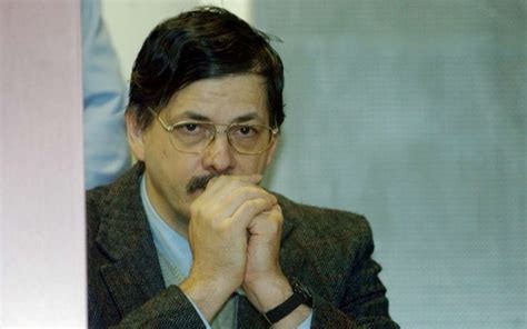 Marc dutroux klaagt over saus. Le pédophile Marc Dutroux voulait enlever "énormément d ...