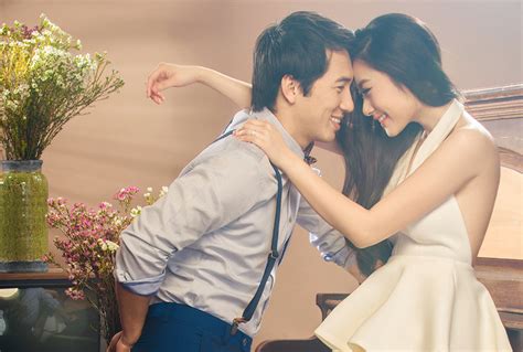 Mới đây, thông tin ca sĩ hải ngoại phi hải đột ngột qua đời đã khiến người thân và khán giả vô cùng bàng hoàng, xót xa. Quốc Khanh & Hoàng Thục Linh - Cặp đôi đẹp của làng nhạc ...