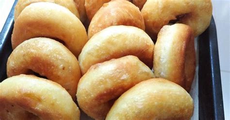 Namun para sahabat dapat menyesuaikan nantinya. Resep Donat Kentang Takaran Sendok - Resep Donat Tanpa ...