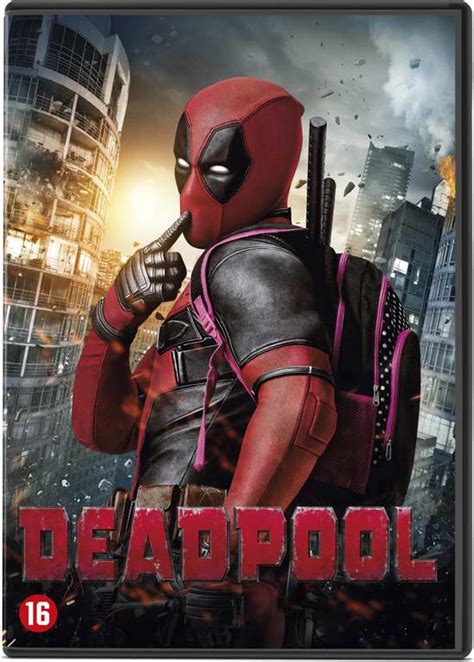 A wisecracking mercenary gets experimented on and becomes immortal but ugly, and sets out to track down the man who ruined his looks. bol.com | Deadpool, Ryan Reynolds, Morena Baccarin ...