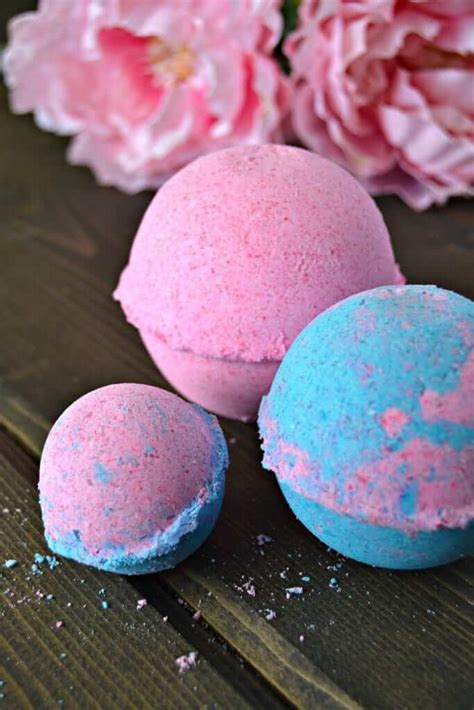 Hot showers can help with muscle pain. Homemade Bath Bombs, DIY to save money! - Lou Lou Girls