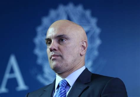 Eles receiam que alexandre de moraes, relator de um dos processos, mande prender preventivamente o ministro. Alexandre de Moraes pede desfiliação do PSDB - Época ...