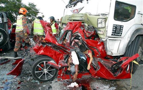 1 2 3 4 5. Al-fatihah untuk si arwah...