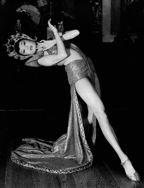 Learn how to perfect burlesque dancing with advice from expert dance. Jadin Wong Burlesque Dancing and Biography