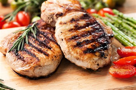 Hundreds of baked and grilled pork chops recipes. Receipes Center Cut Pork Chops - Place dressed salad on ...