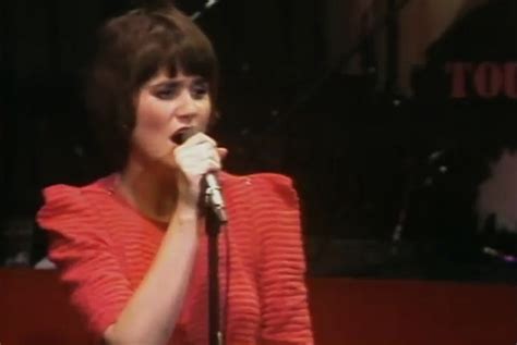 Sort by album sort by song. Linda Ronstadt Homepage | Linda ronstadt, Linda, Hollywood