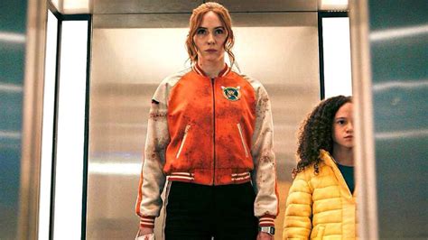 In au cinemas july 15.sam (karen gillan) was only 12 years old when her mother scarlet (lena headey), an elite assassin, was forced to abandon her. Gunpowder Milkshake | Netflix | Filme de ação com Karen ...