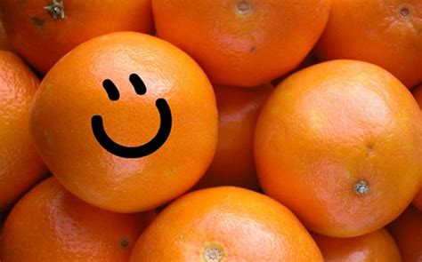 Vitamin c dapat meningkatkan sistem imun tubuh dan mengelakkan jangkitan. Kebaikan dan Keburukan Vitamin C