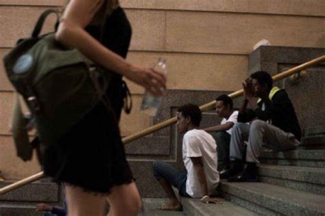 La positività della titolare del. Venga ministra Lamorgese in Stazione Centrale a verificare ...