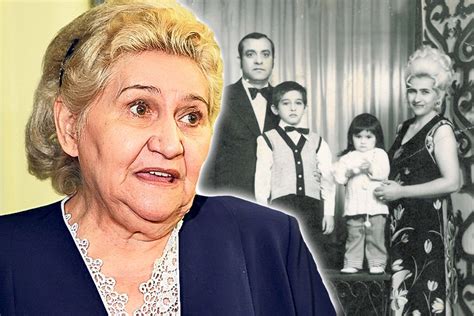 Gabi luncă este o cunoscută solistă de muzică lăutărească de etnie romă. Gabi Luncă și viața dramatică avută. Mulți români au uitat ...