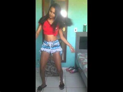 Mande seu vídeo no privado. Menina dançando funk - YouTube