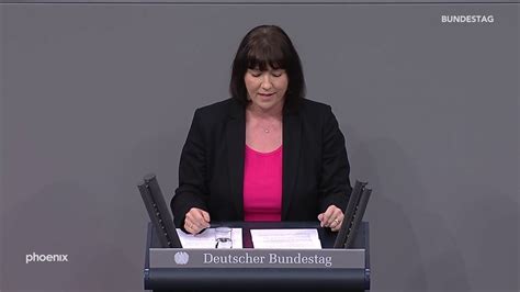 Mitglied des deutschen bundestages für die alternative für deutschland (#afd) digitalpolitische sprecherin der fraktion. Joana Cotar (AfD) in der Generaldebatte am 27.11.19 - YouTube