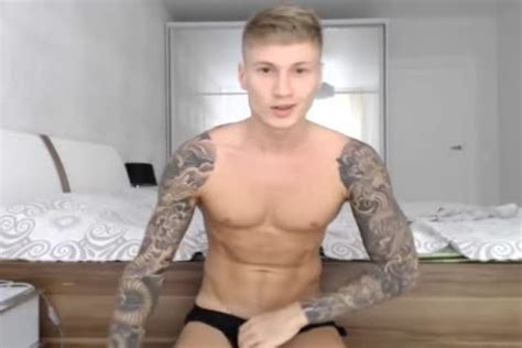 Gayboystube.pro updates daily with fresh content featuring the hottest 18 year old boys that love all things sex. Webcam at Boy Movie Dome Gay Tube