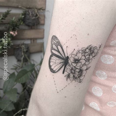 Luna moth & peonies chest tattoo. Geometric Minimalist Butterfly Tattoo - Best Tattoo Ideas