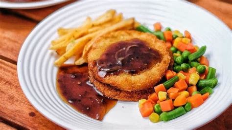 Daging sapi adalah santapan lezat yang sayang jika dilewatkan. Resep Steak Tempe Saus Lada Hitam - Masak Apa Hari Ini?