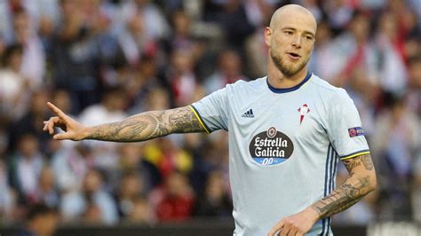 View the player profile of john guidetti (alaves) on flashscore.com. El Celta traspasa a Guidetti al Alavés