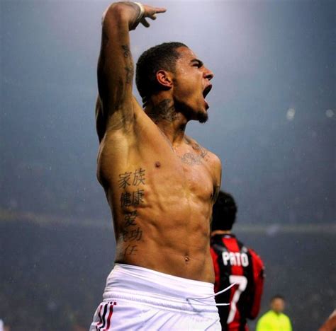 Instead boateng returned to north london to be shown the door by harry redknapp, who sold him to his former club, portsmouth. Tatuaggio HOT per Kevin Prince Boateng - Spetteguless