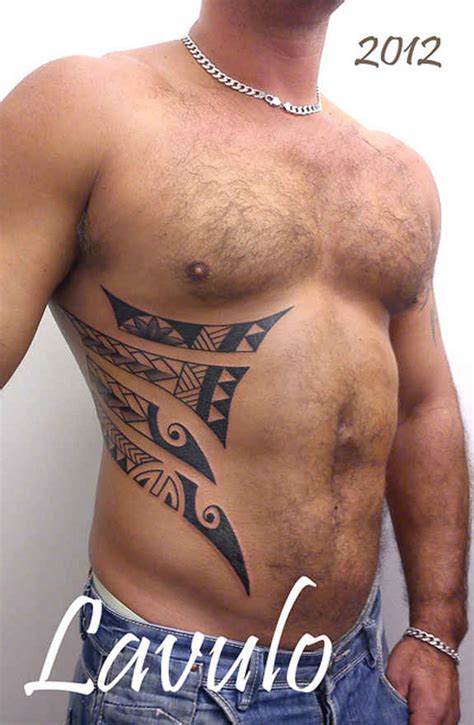 It can look equally good on men too. 23 Interesting Tribal Rib Tattoos and Designs