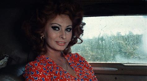 Calificación de tmdb7.9 142 votos. Sofia Loren a Cannes. Matrimonio all'italiana compie 50 ...