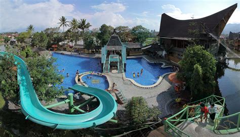 Namun berapakah harga tiket pesawat sekarang ini dan pesawat apa yang harga pas di kantong? Wisata Garut Cipanas - Tempat Wisata Indonesia