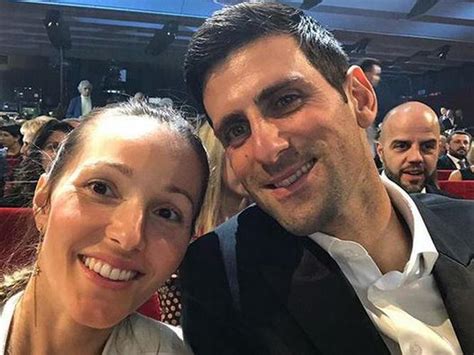 Rafael nadal reached his 50th round of 16 in a grand slam while roger federer reached his 68th. Novak Djoković położył się na plecach, a jego żona weszła ...