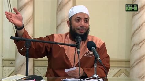 Disaat rasulullah merasa sedih karena beliau. Apa Maksud Surah Al Humazah Ayat 2 | Ustadz Dr Khalid ...