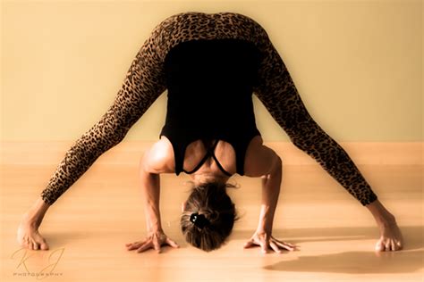 Places to visit in santa monica. Yoga - Santa Monica on Behance