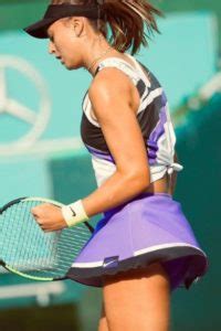 Paula badosa (22 de ani, locul 98 wta) a intrat în depresie pentru că nu a mai suportat presiunea exercitată de faptul că a fost comparată în țara sa natală, spania, cu celebra maria sharapova. Paula Badosa - Hot Tennis Babes