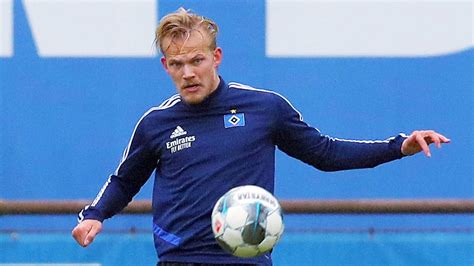 Pohjanpalo was born in helsinki, finland, where he played for hometown club hjk. Dresden, Nürnberg, HSV - die Winterneuzugänge | Fußball ...