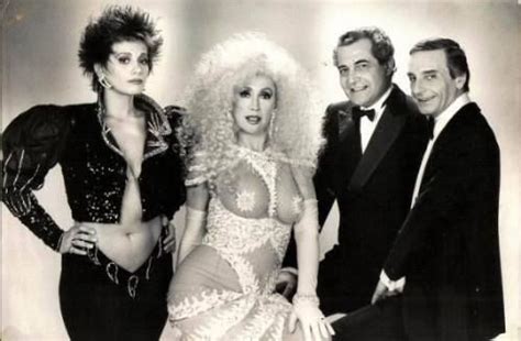 Su primera foto en casa y el conmovedor mensaje de federico bal. Carmen Barbieri Moria Casan Mario Castiglione y Santiago Bal | Casas