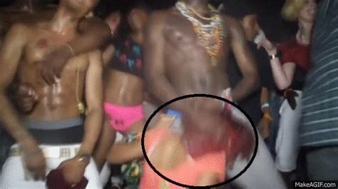 Classic spring break home video part 1. Crazy!! Wild Rave Guy Trys To Get Head on Dancefloor ...