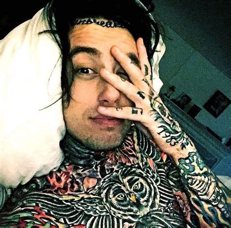 See more ideas about ronnie radke, falling in reverse, black veil brides. Ronnie Radke | Ronnie radke, Ronnie radke tattoos, Falling ...