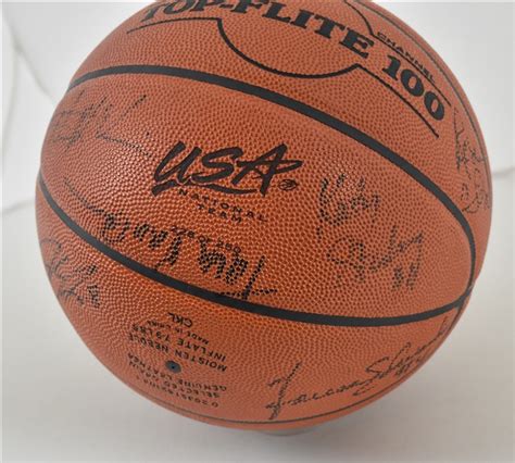 Sweden's women's football team stun world champions the united states in their opening match at the olympic games in tokyo. Lot Detail - Women's 1996 U.S.A. Olympic Team Signed Basketball w/Swoopes, Leslie & Lobo