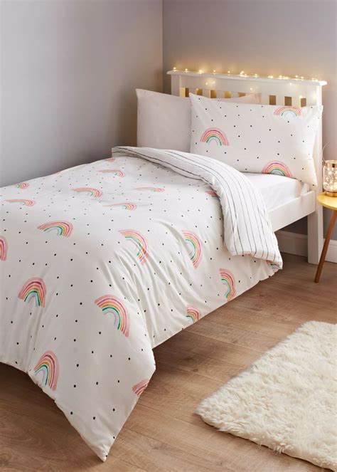 Here i've put together some of the cutest rainbow themed bedroom ideas and inspiration for a girls or boys room. Kids 100% Cotton Rainbow Duvet Cover (Single) - Pink in ...