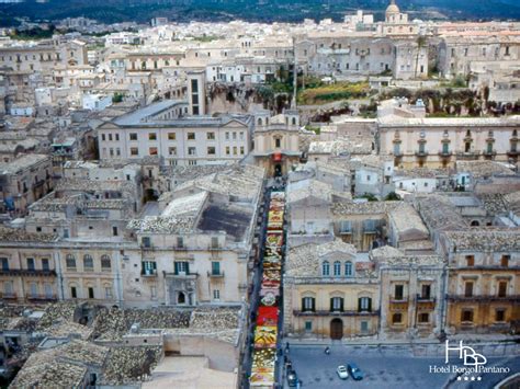 Exceptional levels of quality & service from our team helping you every step of the way. The town of Noto | Borgo Pantano Hotel - Syracuse