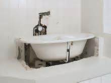 Um eine neue rosette anzubringen, reichen wenige handgriffe. Badewanne - Anschluss & Austausch - Ratgeber | BAUHAUS ...