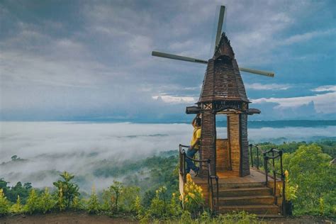 Menurut laporan doktorbudak.com, yang memetik dr syariz izy, angin pasang berlaku pada orang dewasa dan kanak kanak. Spot Foto Kincir Angin di Jogja, Tak Perlu Jauh-jauh Ke ...