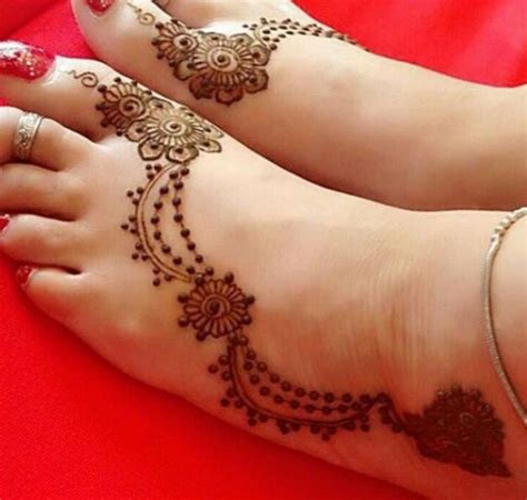 Scroll down to know about trendy finger mehndi designs for women. Idea by Noor Seif Eldin Sadig Hassan on Henna | Henna ...