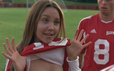 She's the man is a 2006 teenaged romantic comedy starring amanda bynes (the amanda show) and channing tatum which is loosely based on viola tries to cover up the discovery of her tampons by pretending she uses them for nosebleeds. Amanda Bynes as Viola in She's the Man (2006)