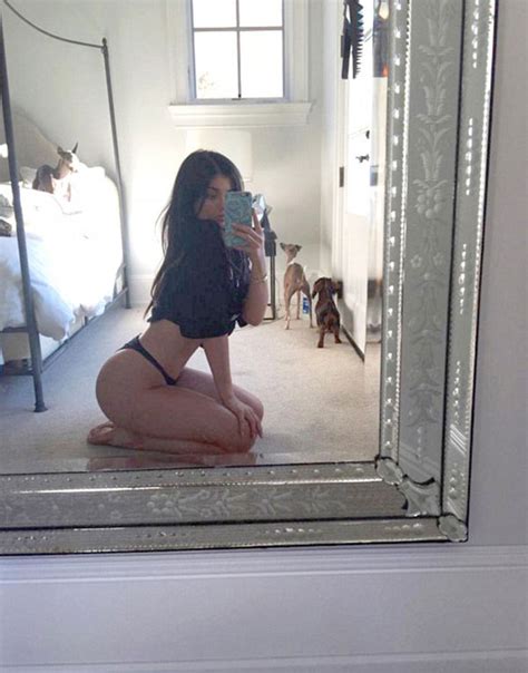 #kylie jenner #kylie jenner icon #icon kylie #kylie jenner selfie #icons for twitter #twitter packs #rare icons #mirror selfie #kylie mirror selfie #random twitter pack #layout for twitter #layouts #artpack #artheader #kyliejennerfetus #fetus if its a kylie jenner selfie, i'm blocking it. Kylie Jenner poses in a skimpy thong after she's pictured ...