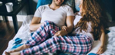 Ich grüße das göttliche in dir. Tipps, was sie Sie zu zweit zuhause machen können