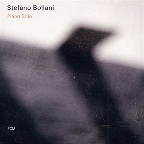 At the age of six, wanting to become a singer, stefano bollani would accompany himself on the family keyboard. ECM sbarca in streaming: 10 dischi da ascoltare