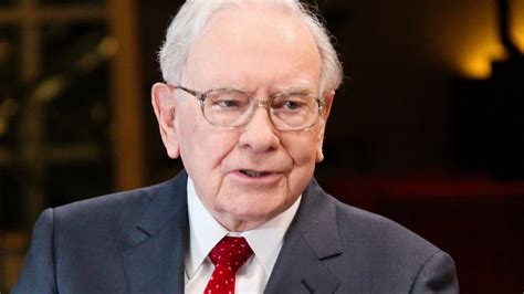 Warren buffett's berkshire hathaway owns stock in apple (nasdaq: This Little-Known Warren Buffett Rule Is the Best Way to ...